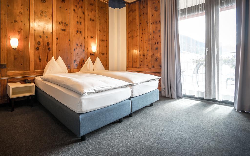 Hotel Ochsen By Mountain Hotels ดาวอส ภายนอก รูปภาพ