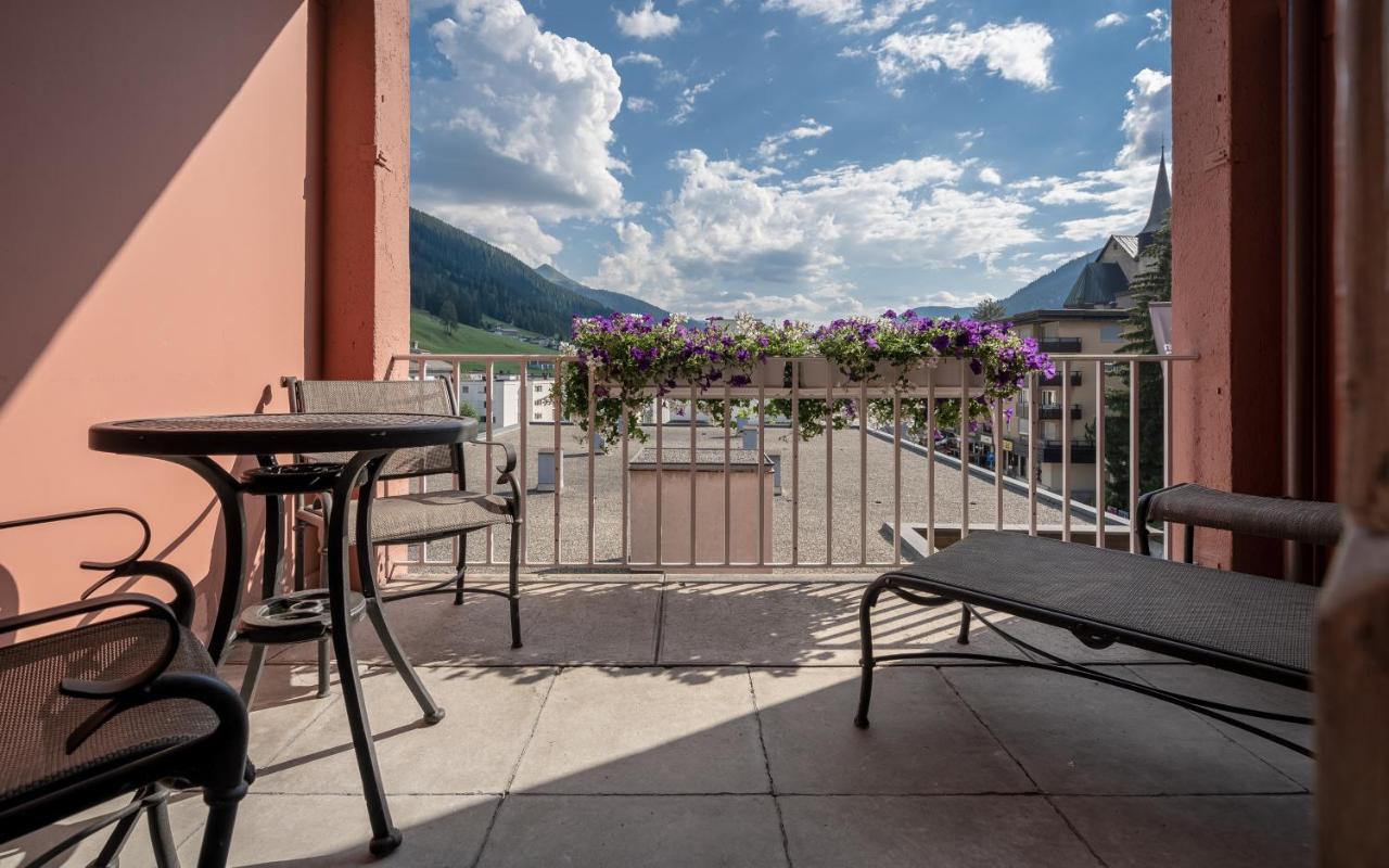 Hotel Ochsen By Mountain Hotels ดาวอส ภายนอก รูปภาพ