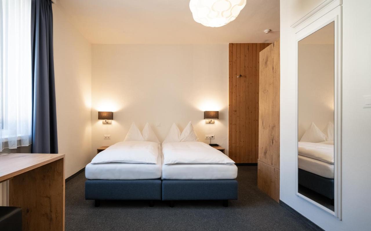 Hotel Ochsen By Mountain Hotels ดาวอส ภายนอก รูปภาพ